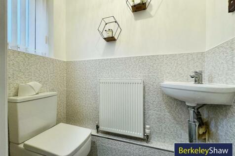 Ground floor WC