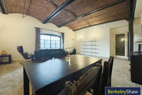 Living room (2)