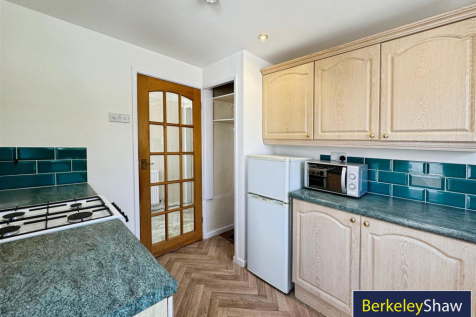 Kitchen (2)
