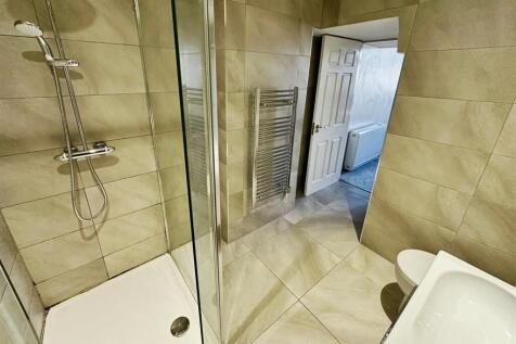 Ensuite Shower Room
