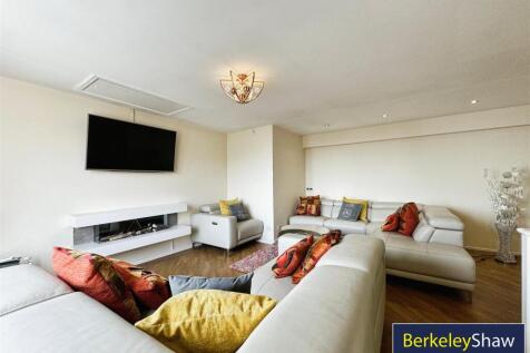 Living room (2)