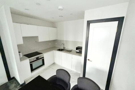 Kitchen Dining Area