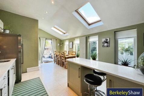 Kitchen diner (2)