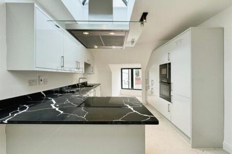 Kitchen (2)