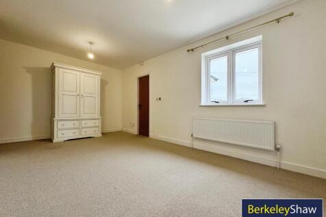 Bedroom 2 (2)
