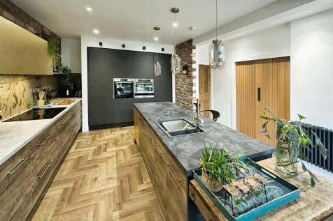 Open Plan Kitchen Living Space
