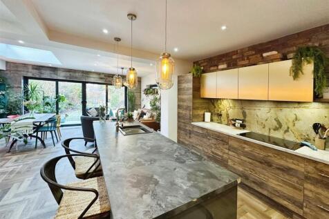 Open Plan Kitchen Living Space