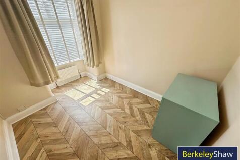 Bedroom 3 / Office