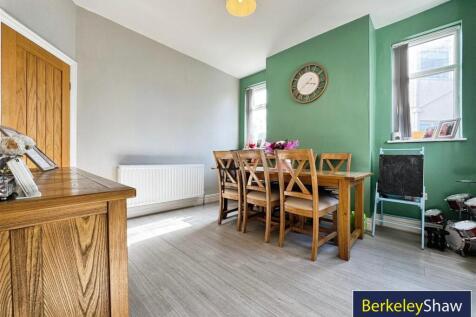 Dining room (2)