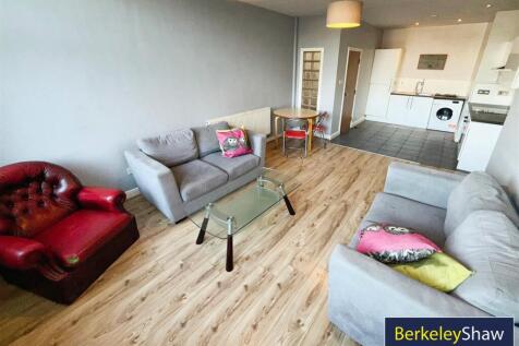 Open Plan Lounge Kitchen