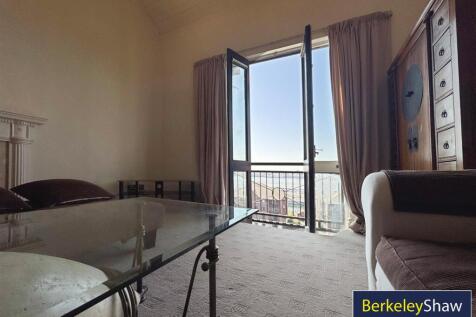 Living/dining room (3)