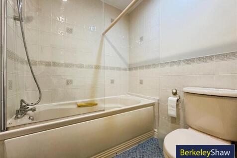 Bathroom (2)