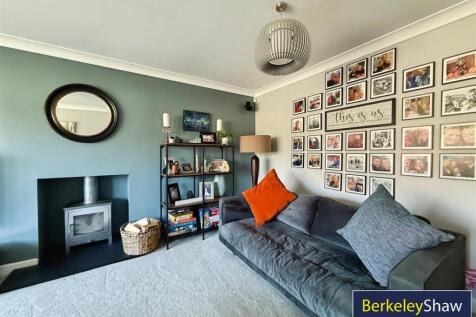 Front Lounge