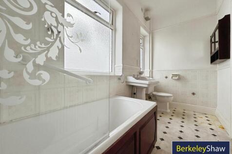 Bathroom (2)