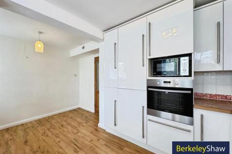 Kitchen diner (2)