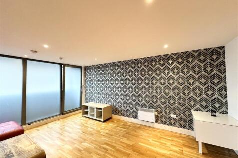 Open Plan Lounge Kitchen