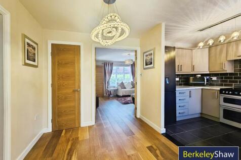 Breakfast Area/ Kitchen