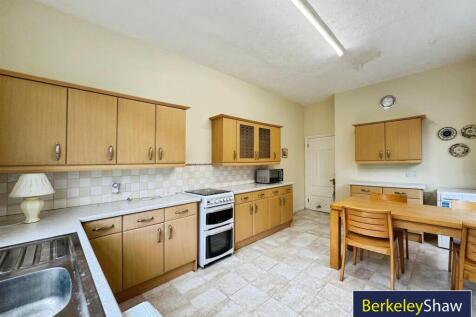 Kitchen diner (2)