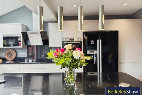 Kitchen/Living/Dining