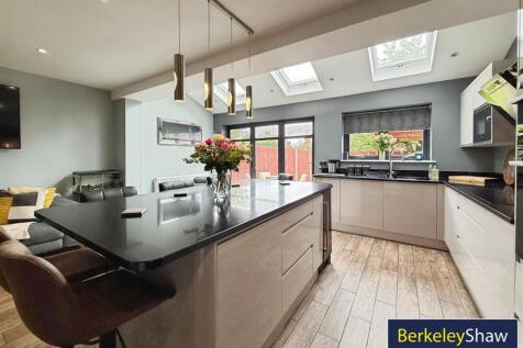 Kitchen/Living/Dining