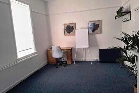 Office 1.jpg