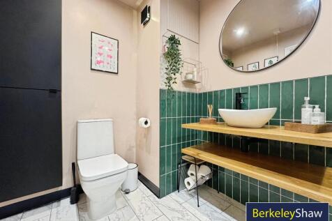 Bathroom (2)
