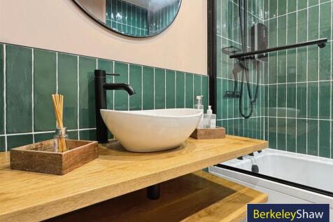 Bathroom (3)