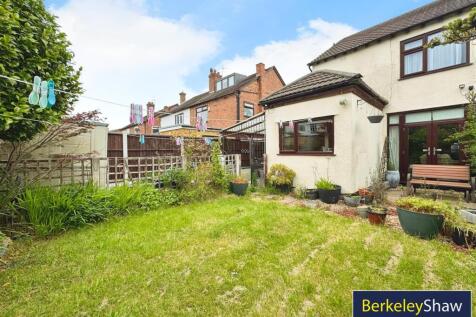 Rear garden (2)