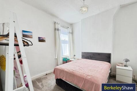 Glendower Road, Waterloo