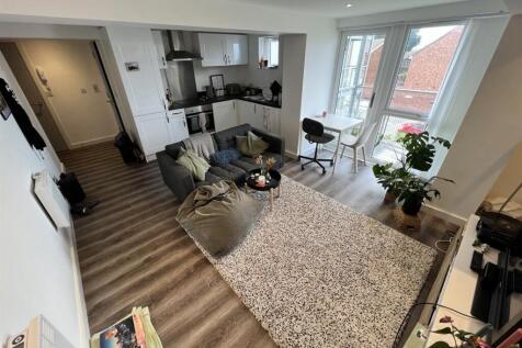 Open Plan Lounge Kitchen