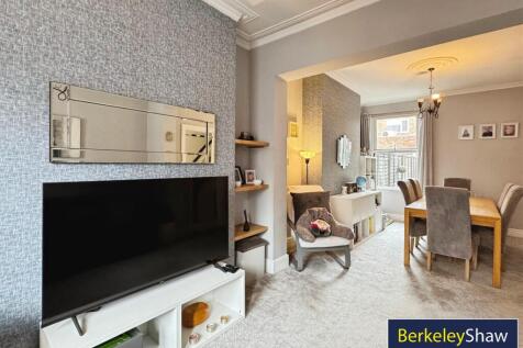 Living room (2)