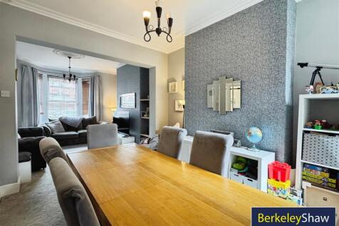 Dining room (2)