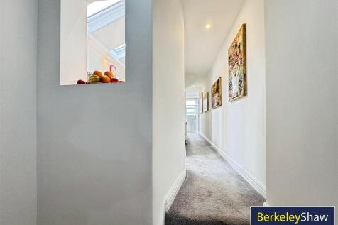 Landing/hallway