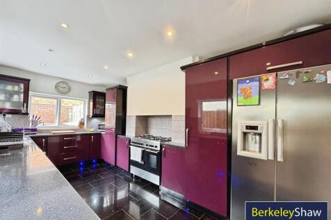 Penrhyn Avenue, L21