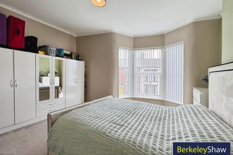 Penrhyn Avenue, L21