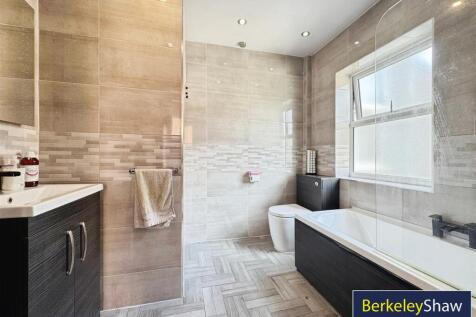 Penrhyn Avenue, L21