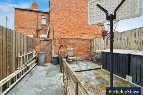 Penrhyn Avenue, L21