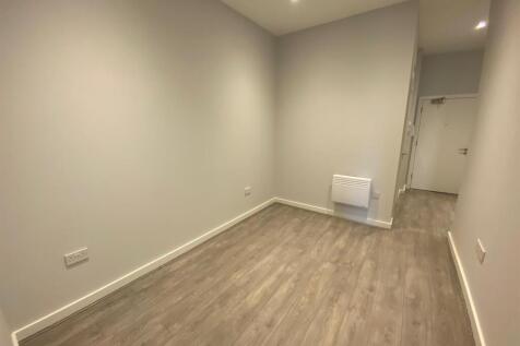 Reception 2 / Study