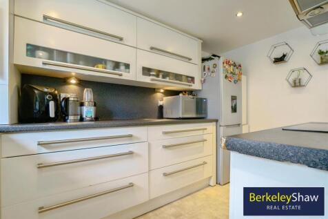 Kitchen (2)
