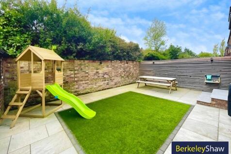Rear garden (2)