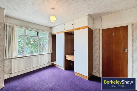 Bedroom 2 (2)