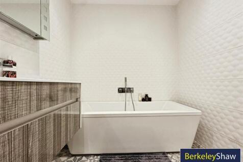 Bathroom (2)