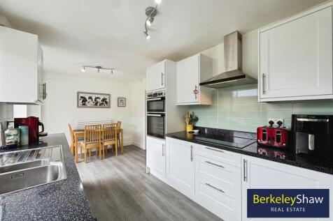 Kitchen diner (2)