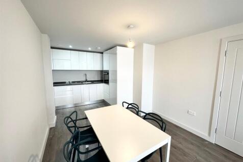 Kitchen / Dining  Area