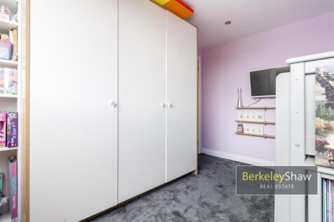 Bedroom 2 (2)