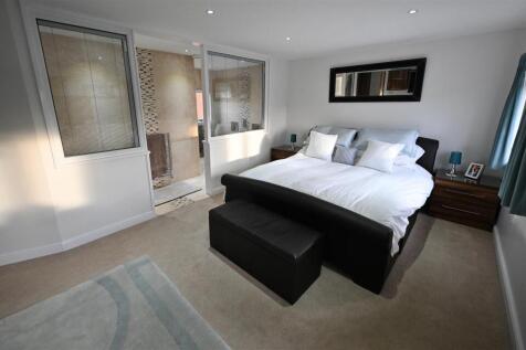 Master suite (2)