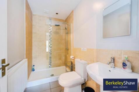 Bedroom 5 En-suite