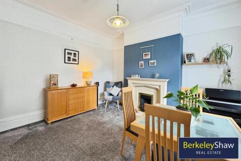 Dining room (2)