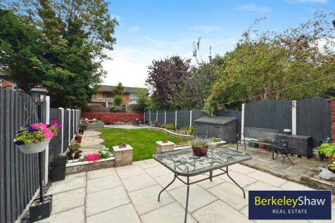 Rear garden (3)