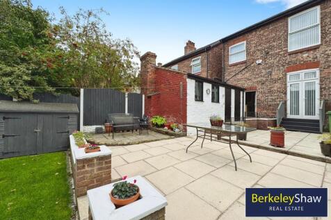 Rear garden (4)